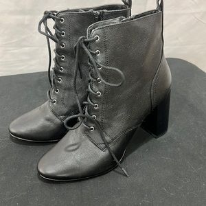 Black size 10 boots